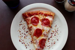 توجيه أمني غير معتاد.. إسرائيل تخشى مؤشر البيتزا