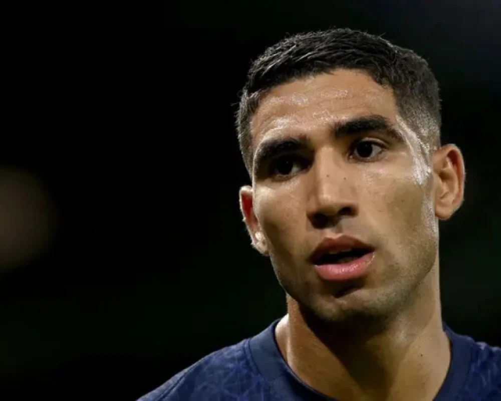 القضاء الفرنسي يحيل حكيمي للمحاكمة بتهمة الاغتصاب