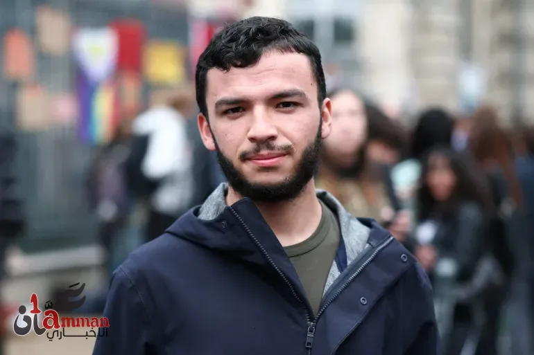 من رياض راني.. الشاب الذي يقود حراك الثانويات الفرنسية؟