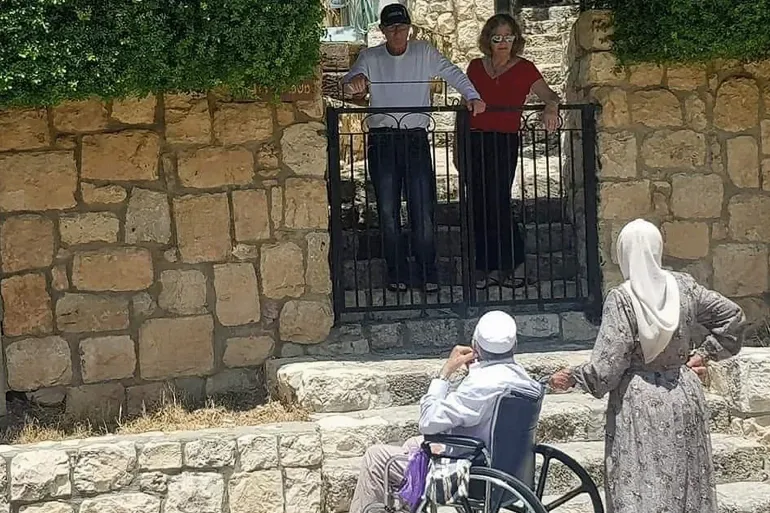 صحوة بداوننغ ستريت.. هل ينضم أحفاد بلفور للتوراة في الانقلاب على إسرائيل؟