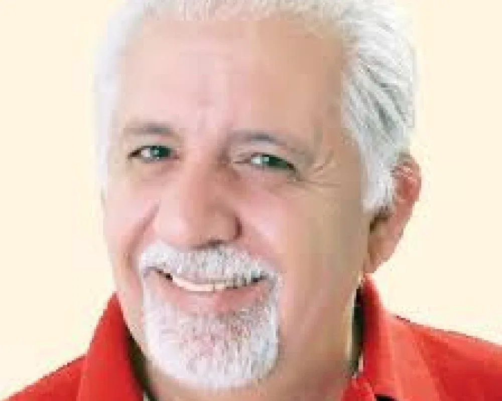 صويحبي لو ضربني بشبريته...
