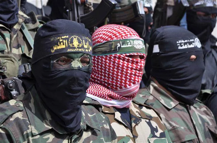 المقاومة الفلسطينية إذ تُجدِّد شرعيتها