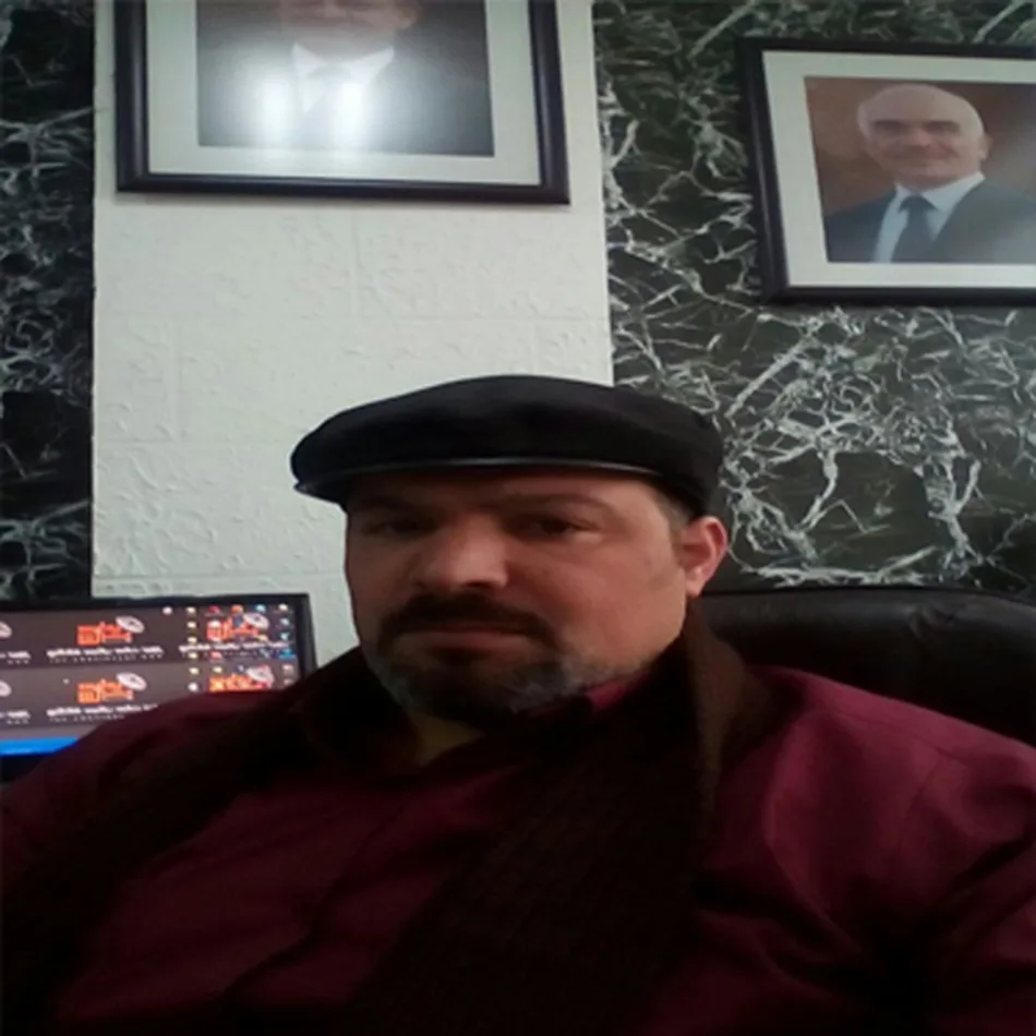 على الحكومة تكريم من ظلموا من قبل الفاسدين ومعرفة من كان يسهل عمل مطيع منذ العام 2004 .